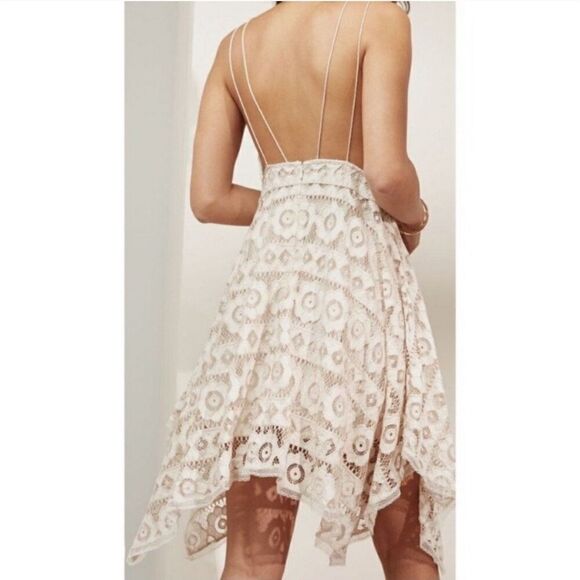 Free People Lace Just Like Honey Mini Dress Sz 4 White Backless Cottagecore VSCO - Picture 10 of 11